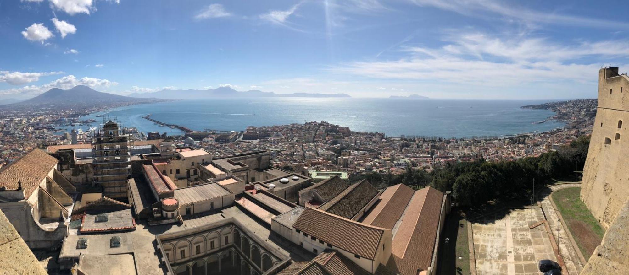 Piazza Carità