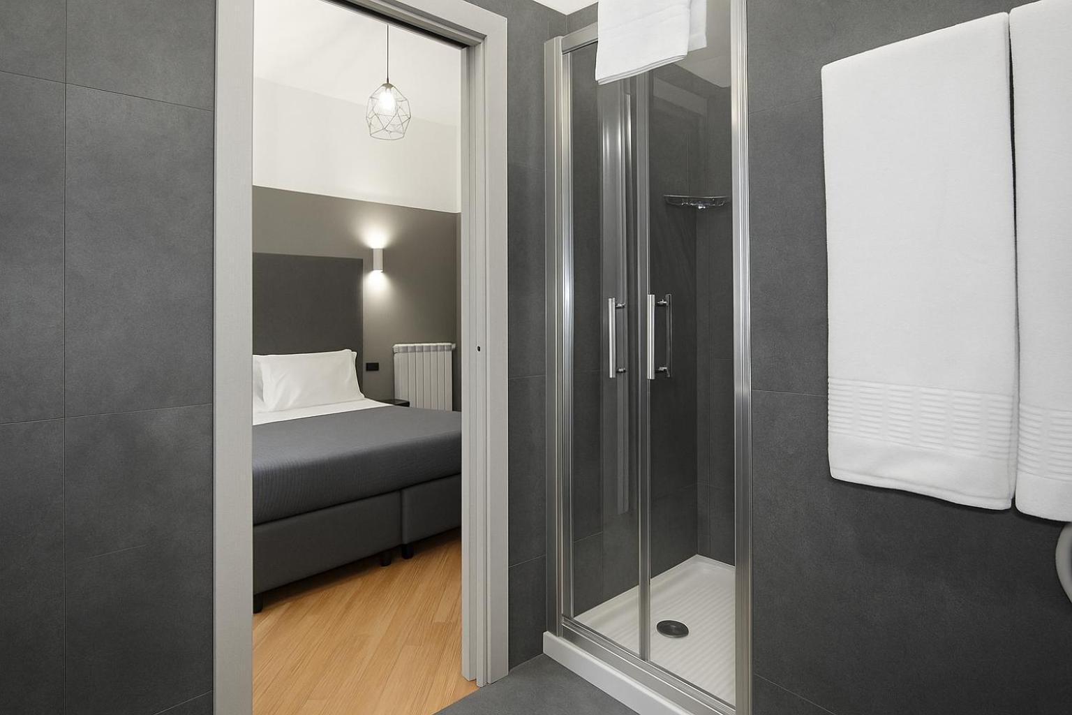 Piazza Carita Guest house 4*